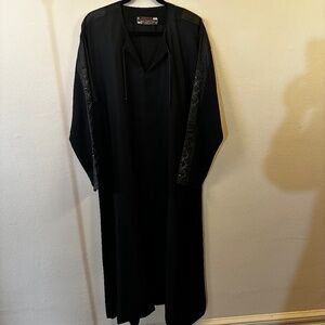 Modern Arabic pullover dress Size XL